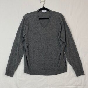 Old Navy Gray V-Neck Sweater Sz XL